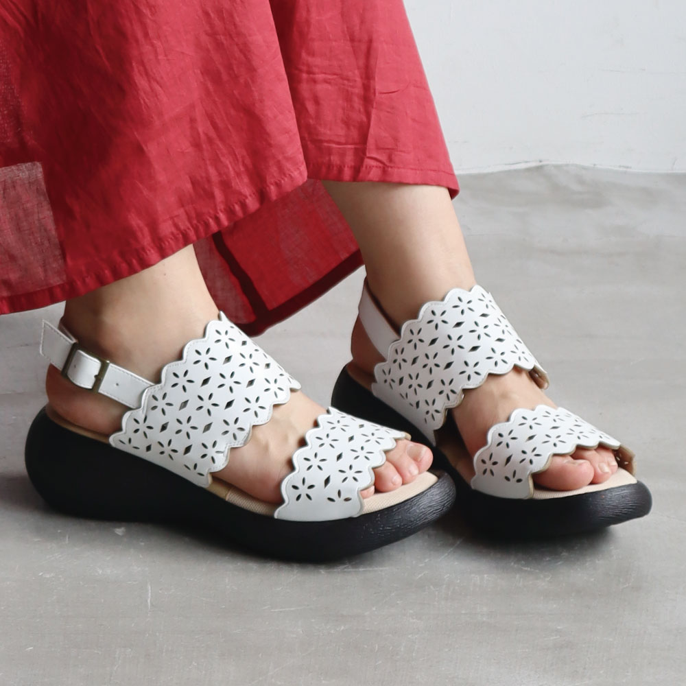 【最終売り尽くし！】カットワークベルトサンダル レディース