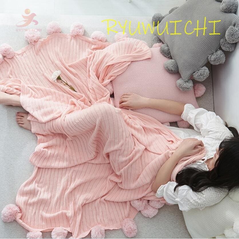 ブランケット 毛布 ニット フリンジ おしゃれ 寝具 ポンポン ケーブル編み ベットカバー ソファー用インテリア 膝掛け 肩掛け お昼寝 撮影用 150×200cm