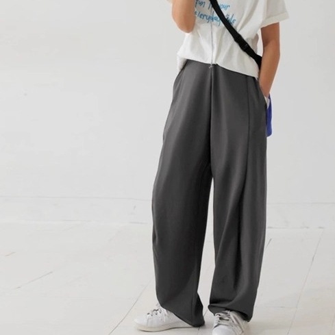 ボトムス パンツ ズボン ロングパンツ ワイドパンツ ハイウエスト ポケット ロング丈 可愛い かわいい 大人可愛い きれいめ シンプル 上品 おしゃれ かっこいい カジュアル レトロ こなれ感