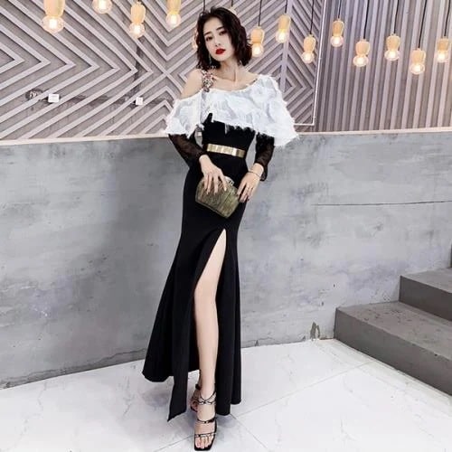 【急速出荷 2025年新作】イブニングドレス パーティードレス ロングドレス スリット 韓国 無地 ワンショルダー 春 夏 秋 冬 ロング丈 おしゃれ 可愛い マーメイド 長袖 袖付き 個性的 羽 タ 10,494円