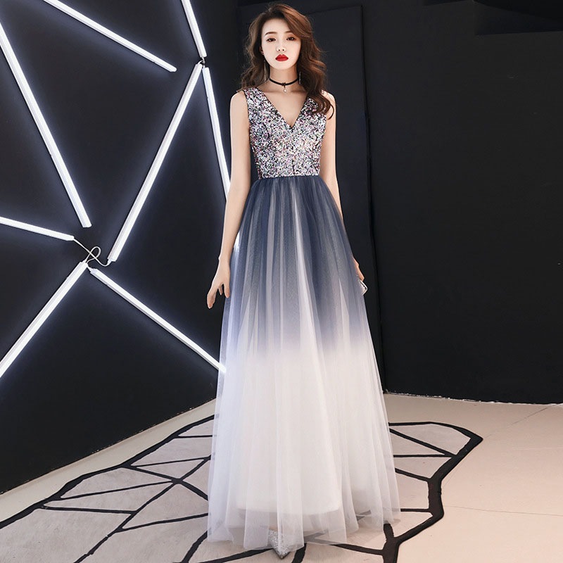 予約受付中ウェディングドレス ウエディングドレス カラードレス カクテルドレス ロングドレス パーティードレス 発表会 演奏会 ステージドレス コンサート イブニングドレス フォマール 袖なし ノース