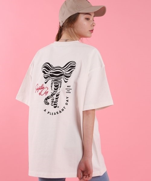 Elephant T-SHIRT Off / White [韓国直送]
