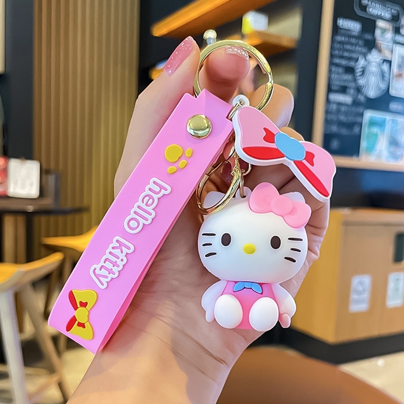 【1点ご購入 で10点プレゼントいたします】キティちゃんのカードキーボタンがキュートなカップルカーのキーホルダーキティちゃんの親友
