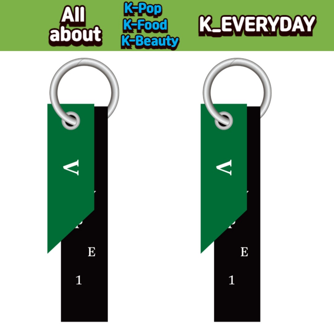 BTS V - DIY KEYRING (BASE) 2 ea / V TYPE 1 [ARTSPACE: TYPE 1] OFFICIAL GOODS 並行輸入純正品