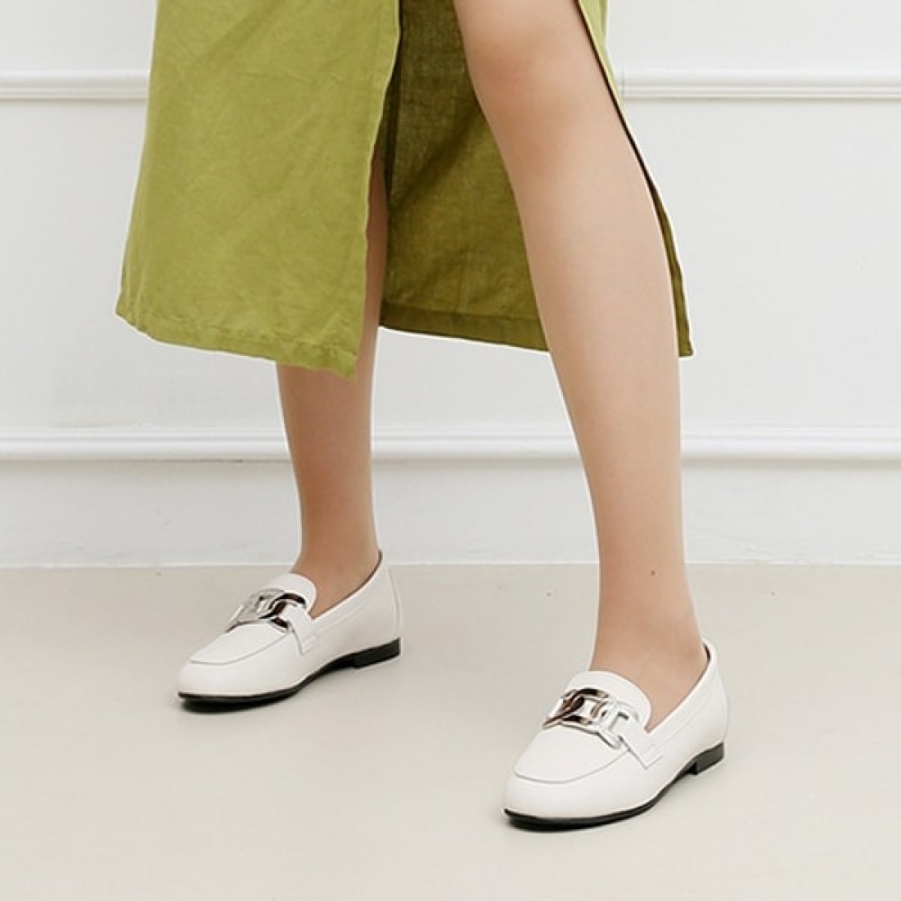 (Ninas Paris) ツータムチェーンリングソフトローファー