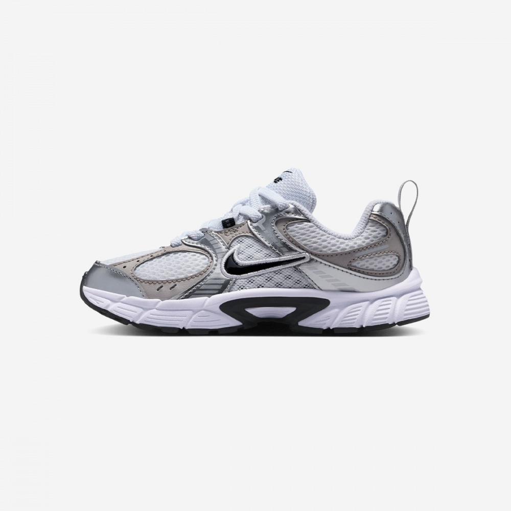 ナイキナイキ V5 RNR ボーイプリスクール HQ6412-100