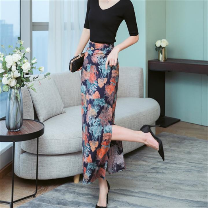 エレガント系 花柄デザインのペンシルスカート ロング タイト ハイウェスト こなれ感 きれいめ お呼ばれやパーティにも