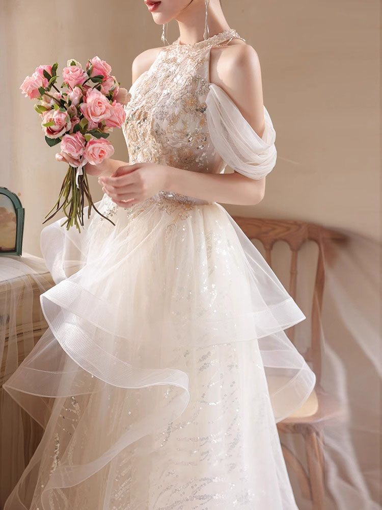 女性のためのファンパーティードレス