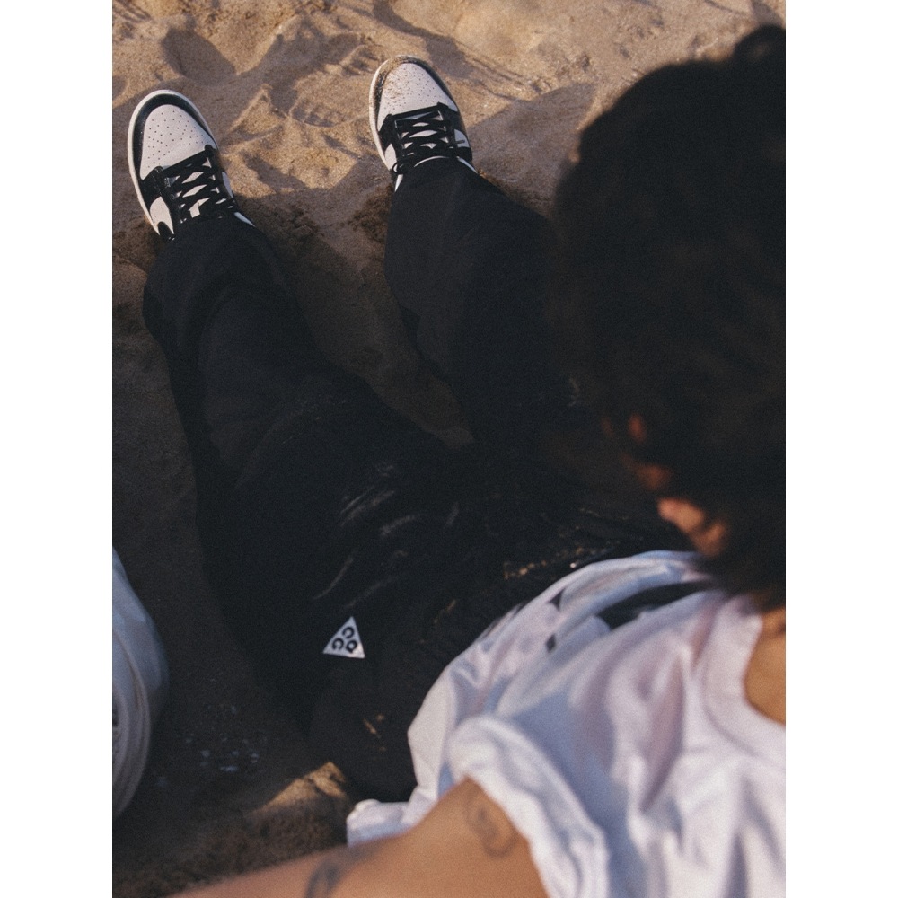 ナイキ・アズ・マイ・アクグ・スミス・サミット・コーグパンツ