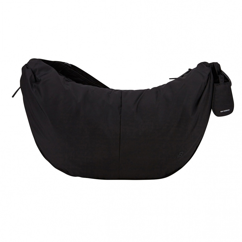ニューバランスハーフムーンクロスバッグブラック