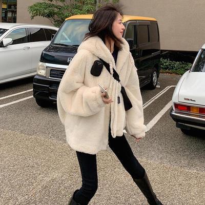 アウター パーカー ミディアム丈 長袖 前開き ファスナー フード付き もこもこ かわいい 大人可愛い きれいめ シンプル 上品 おしゃれ かっこいい レトロ ラフ ルーズ こなれ感 個性的 主役級