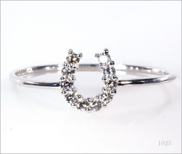 新発売 K18WG 0.10ct 馬蹄 指輪 リング ダイヤモンド 天然 18金製品 ホ 国内生産 指輪