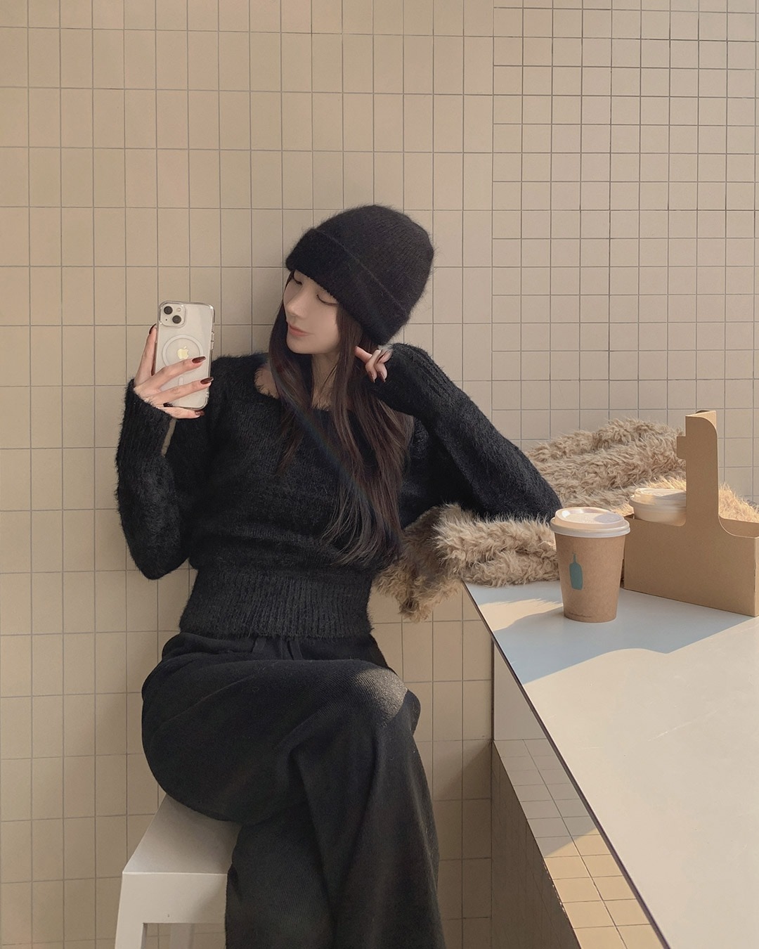 クロップド丈スクエアネックニット韓国ファッション レディース