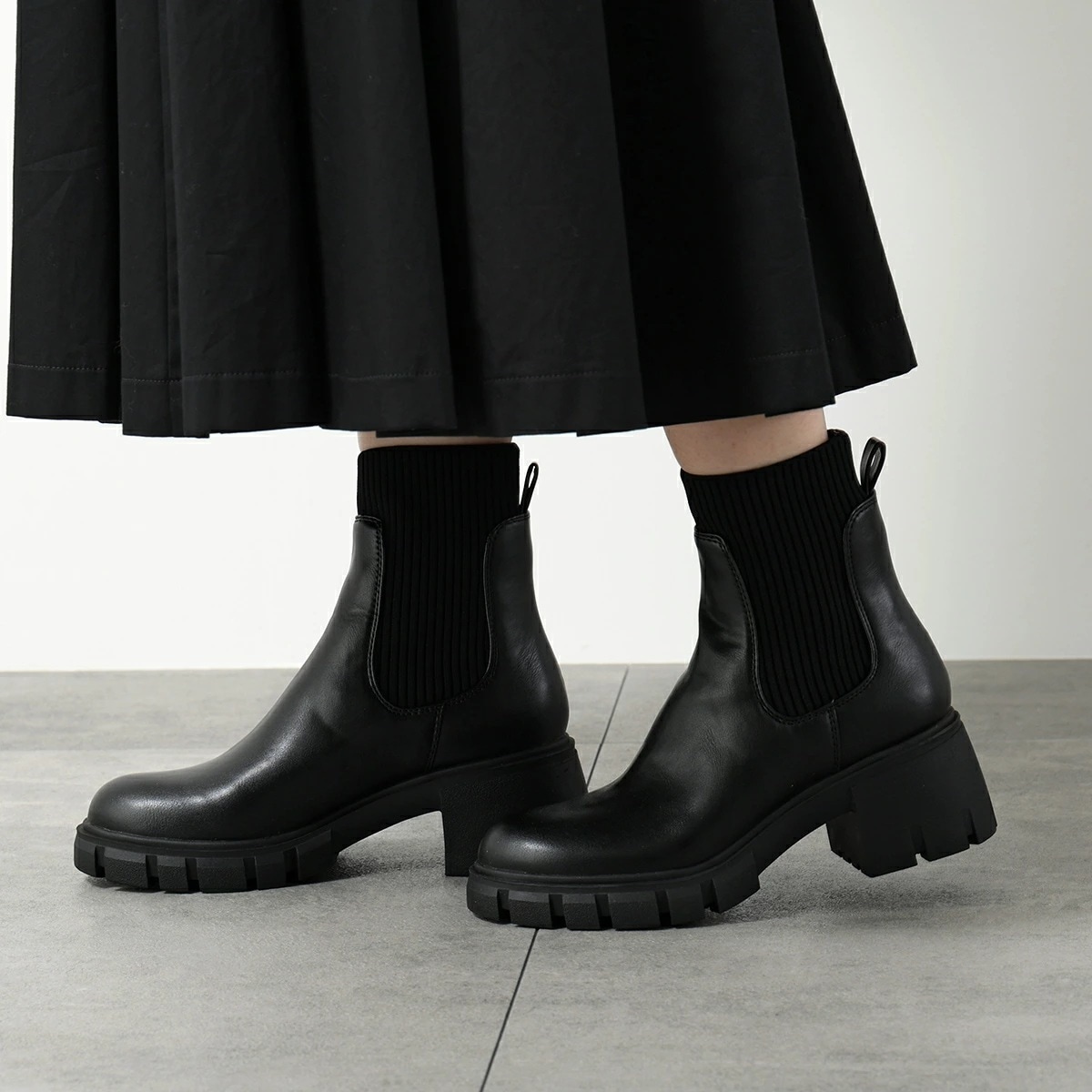 STEVE MADDEN スティーブマデン サイドゴアブーツ HUTCH レディース 厚底 フェイクレザー ショートブーツ シューズ 靴 BLACK