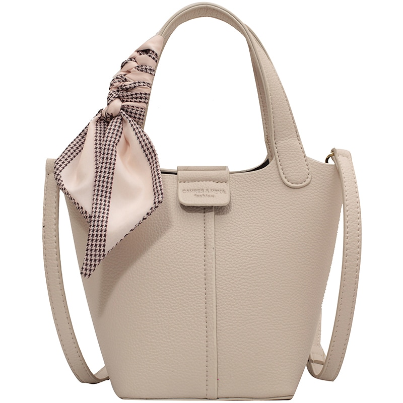 バッグ レディースバッグ ショルダーバッグ ハンドバッグ 肩掛けバック 肩がけ 手持ち ワンショルダー 使いやすい スクエア型 PU かわいい 大人可愛い シンプル カジュアル 上品 おしゃれ 4,987円