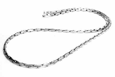 コブラ ネックレスチェーン（L）シルバー925 幅2.5mm 長さ40cm 定番 シンプル 本物の銀 高級 アクセサリー ジュエリー 首飾り 男性 女性 プレゼント 鎖 sn-00-0015-40