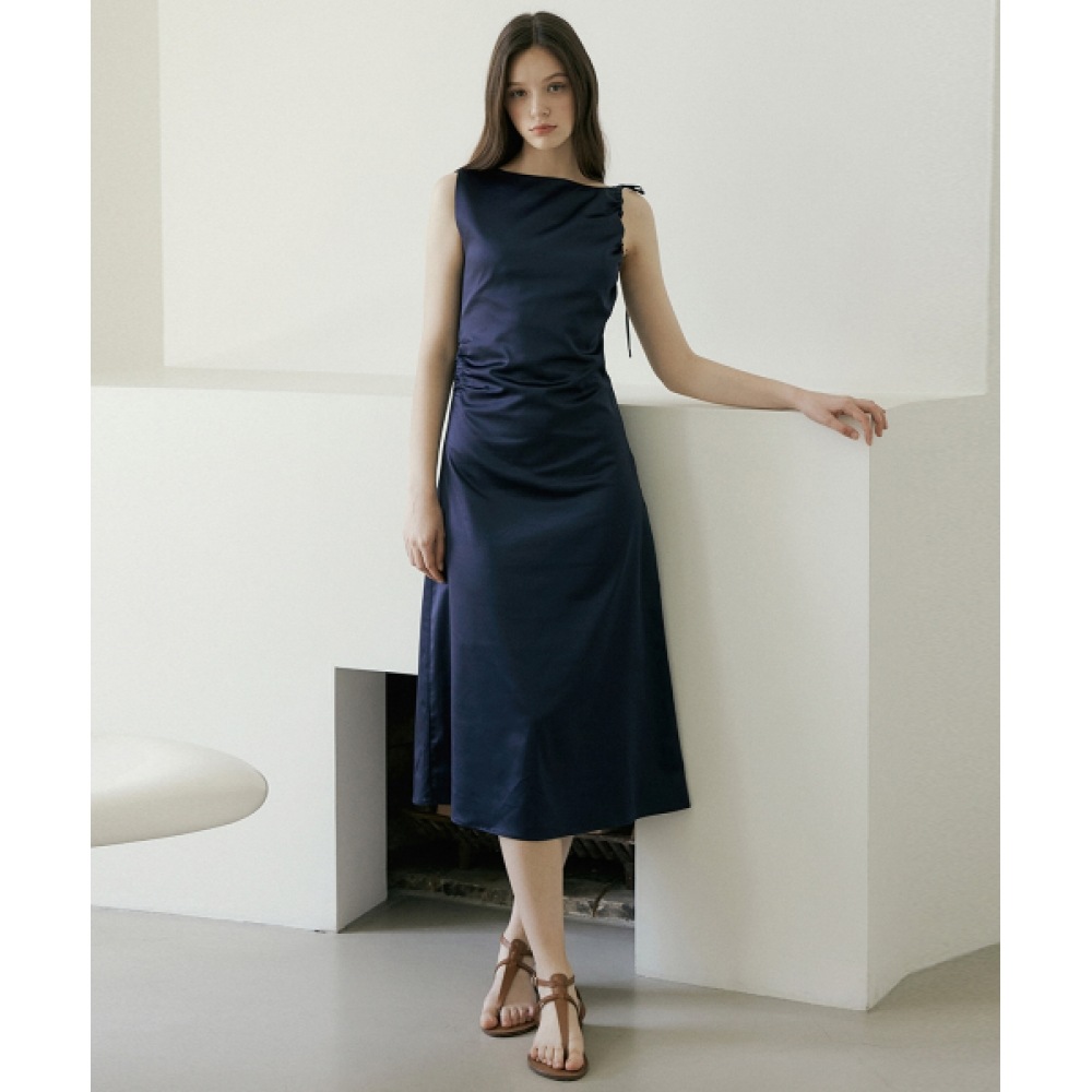 REORG FRA グロッシーアンバランスショルダードレスサテンネイビー