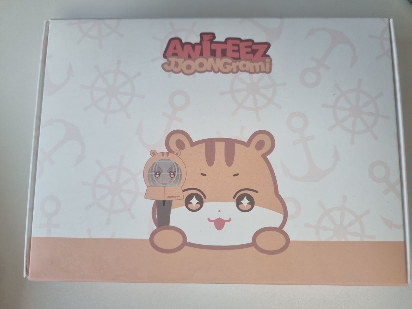 ATEEZ X ANITEEZ ADVENTURE POP-UP STORE ANITEEZ IN ILLUSION OFFICIAL MERCH LIGHT STICK COVER