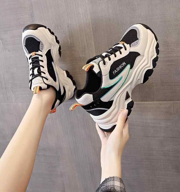 大人気 スポーツ シューズ 靴 スニーカー 軽量 ソフト ソール ランニング 厚 カジュアル レディース レディース 子供 秋冬