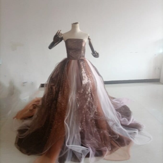 輝きな光彩を放つ キラキラチュールカラードレス 可愛い 編み上げ プリンセスドレスオーバードレス