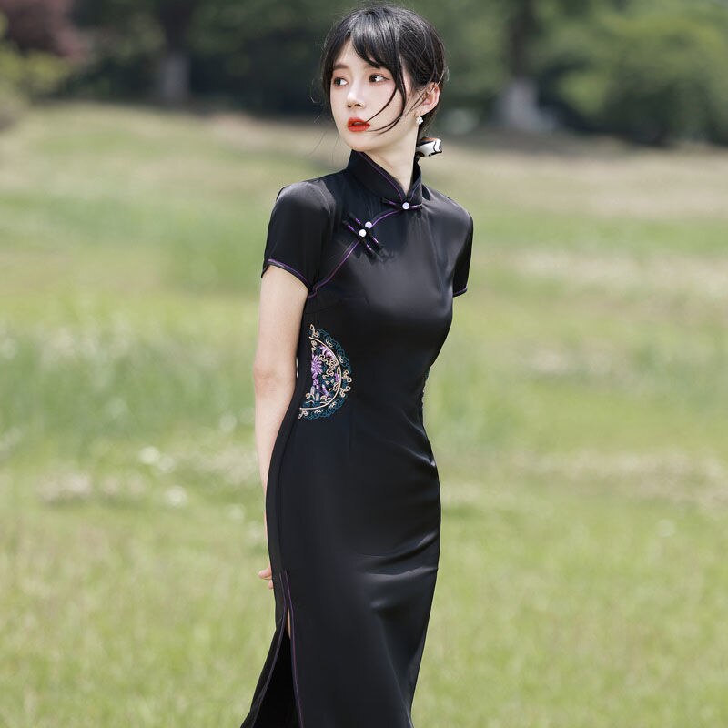 高評価なギフト ブラックチャイナドレスは夏のロングレトロハイエンド気質刺繡薄い若いモデルを改善しました レースワンピ