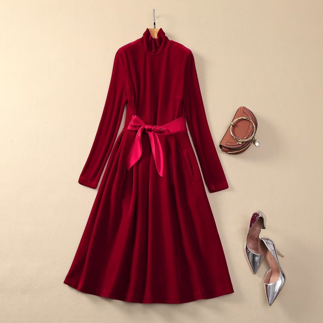 ワンピース ミディアム丈ワンピース 長袖 ハイネック ウエストマーク ミディアム丈 ベルベット かわいい 大人可愛い きれいめ シンプル 上品 おしゃれ 大人女子 こなれ感 個性的 主役級 存在感
