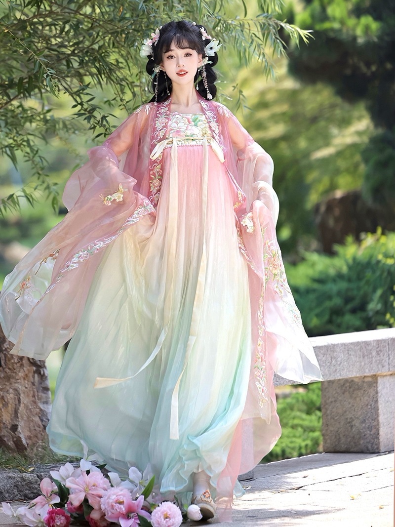 漢造司双生花オリジナル漢服女性用重厚刺繍大袖衫唐制诃子裙タイプ春夏用