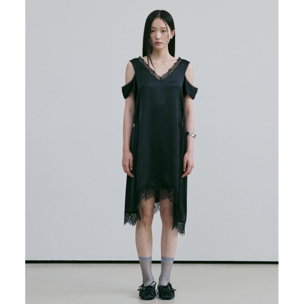 BER DE NOIR レーストリムサテンドレスブラック