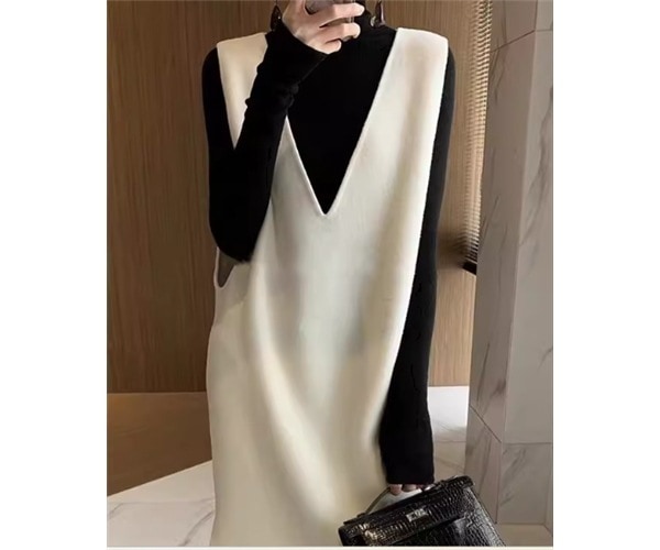 レディース ワンピース プルオーバー ニットワンピ ロング マキシ 袖なし ノースリーブ Vネック Aライン かわいい 大人可愛い きれいめ シンプル カジュアル 上品 おしゃれ ガーリー エレガント