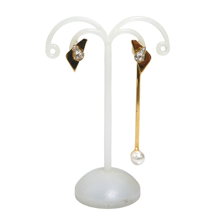 フェンディ FENDI ピアス メタル/フェイクパール/ストーン ゴールド レディース h31438a 14,100円