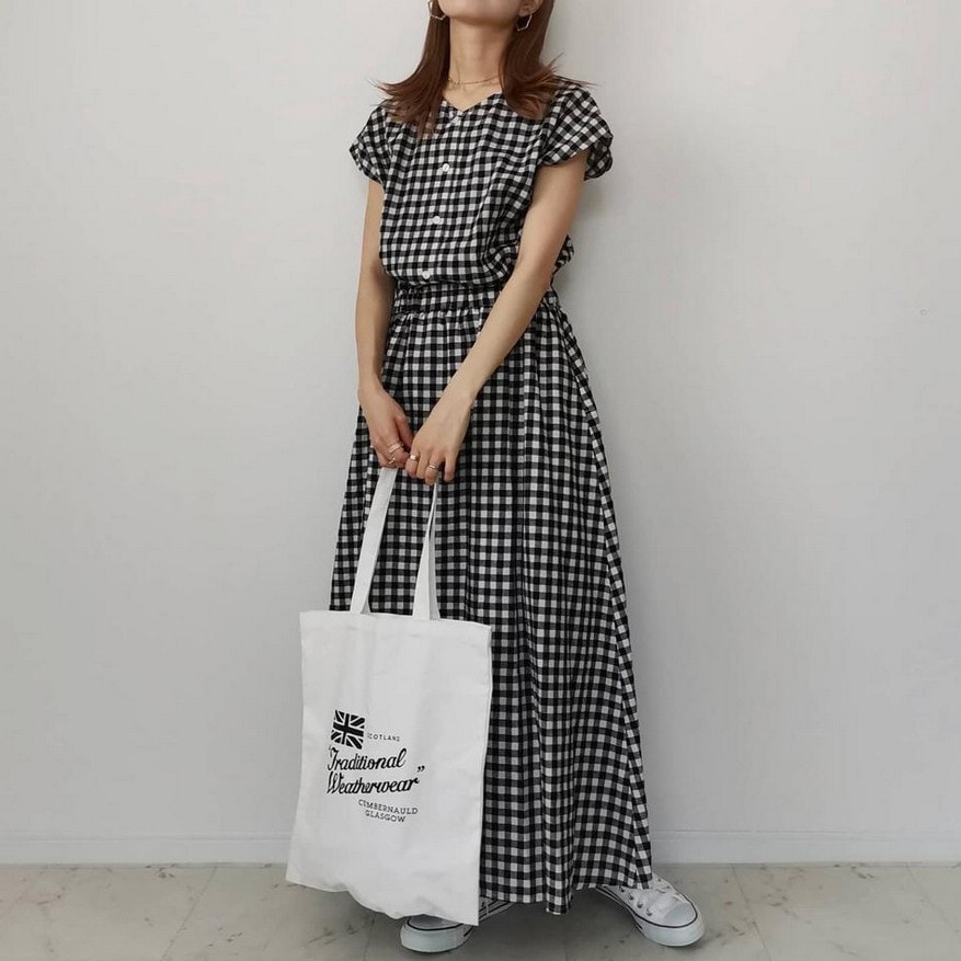 【韓国の人気爆発】 チェック柄 Vネック ボタンマキシ ワンピース