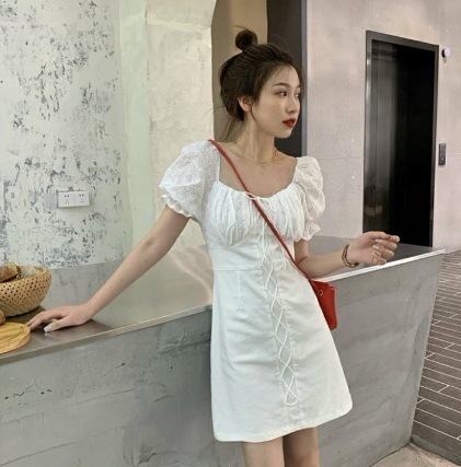 ワンピース ワンピドレス ミニ ミニ丈 ショート ショート丈 膝上 袖あり 半袖 パフスリーブ スクエアネック スリム タイト 細身 Aライン フリル リボン 透け感 シースルー 薄手 かわいい