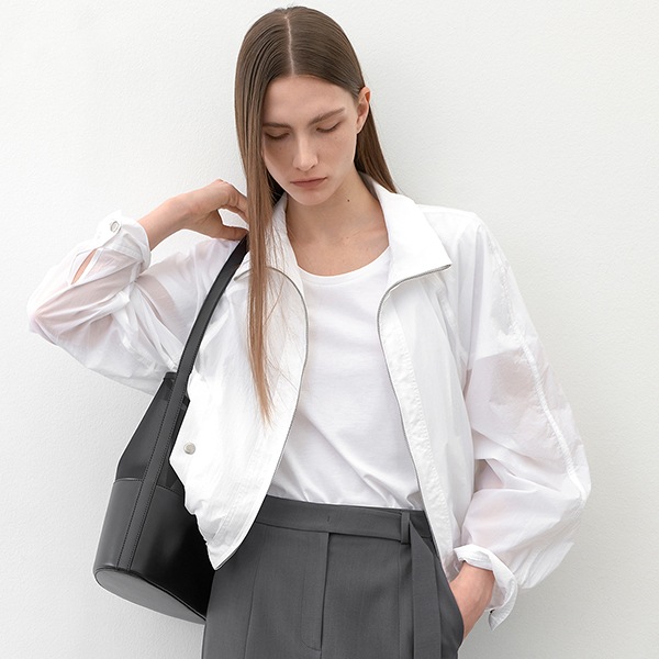 (JP-568)SHIMMER HIGH NECK JUMPER