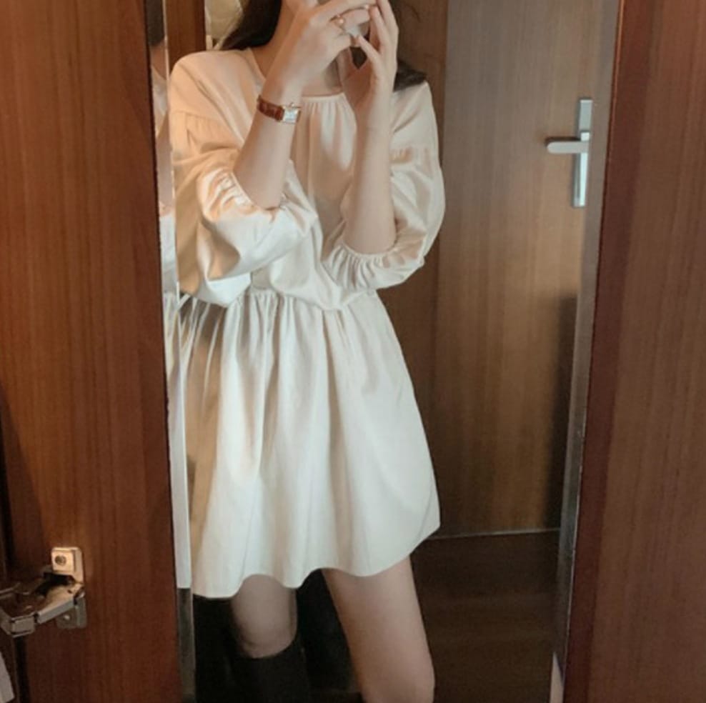 ワンピース デート かわいい 大人可愛い きれいめ シンプル カジュアル 大人 上品 おしゃれ ミニ丈 長袖 ウエストマーク ギャザー入り 無地 Ａライン パフスリーブ 韓国 ホワイト ブラック XL