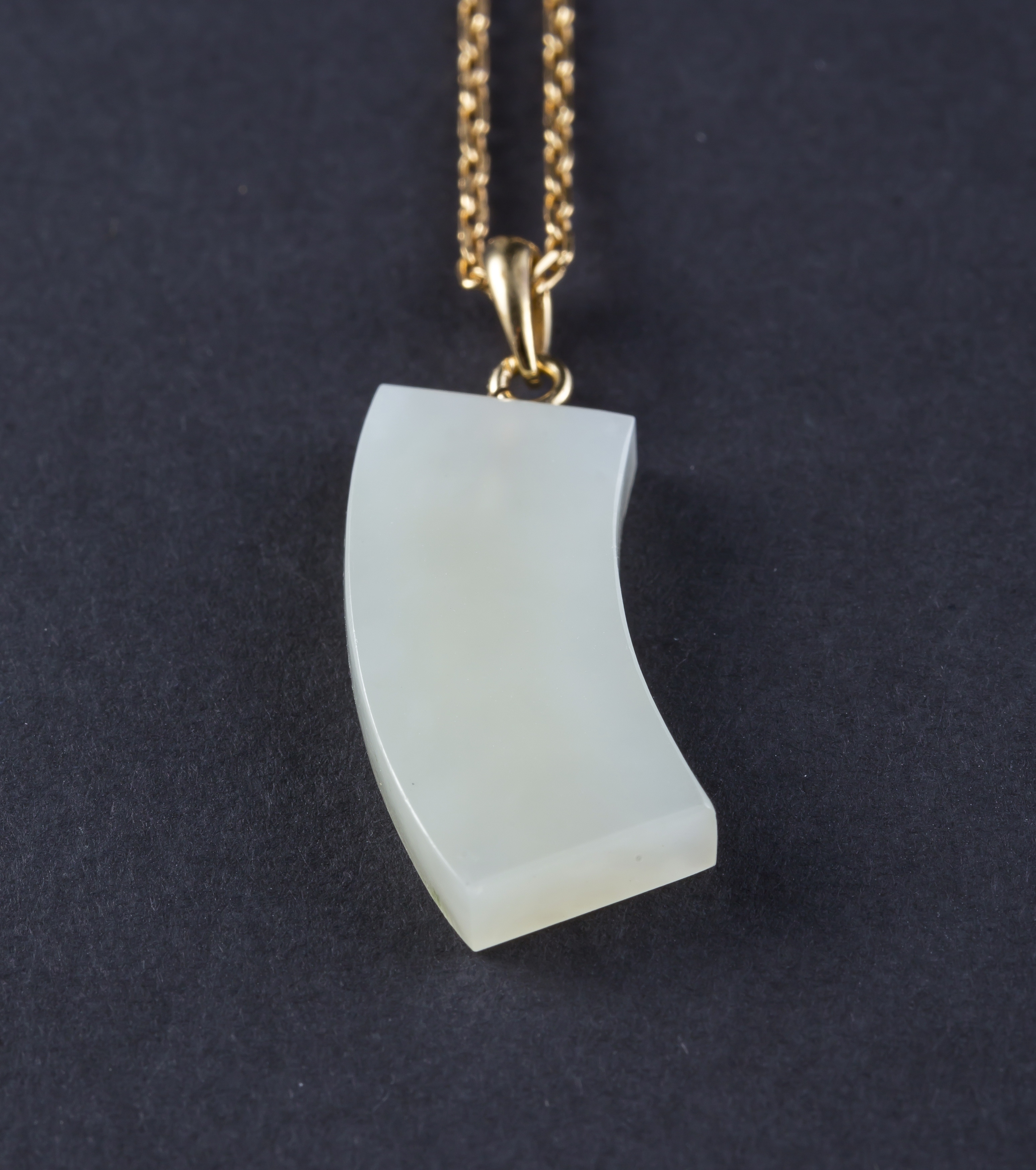 [HappyLooks]春川玉 直楕円メダルネックレス 韓国軟玉 チュンチョンオク鉱山 100％本物軟玉 玉名家 アクセサリー kj626