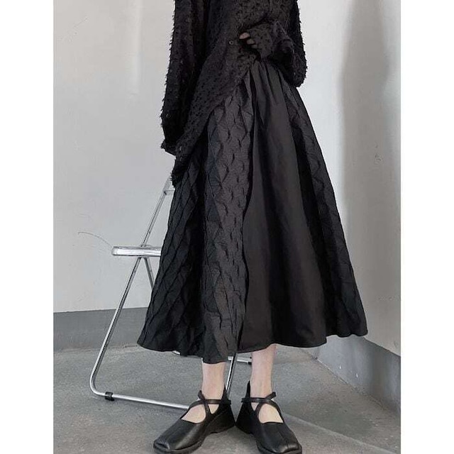 レディース イレギュラーエンボス スカート ロング ブラック Aライン フリンジ 韓国系 体型カバー 着痩せ 着回し インスタ映え 春 秋 冬