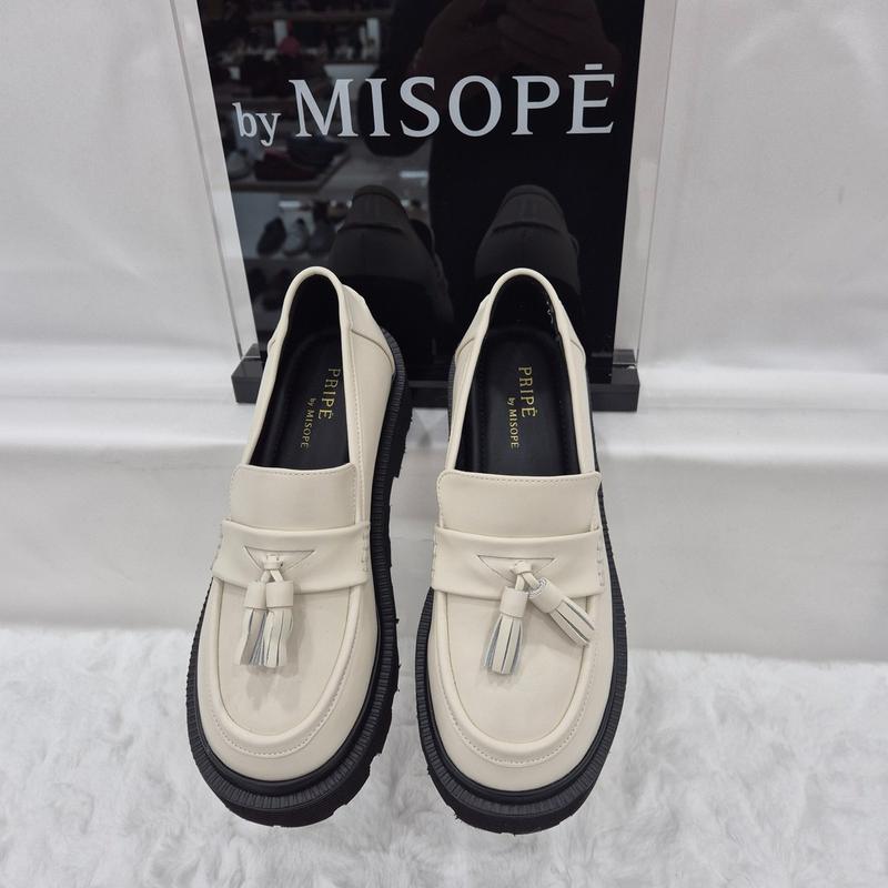 By 女性 チャンキーソール タッセル ローファー 112HT419SS008 IVORY 2 JJ