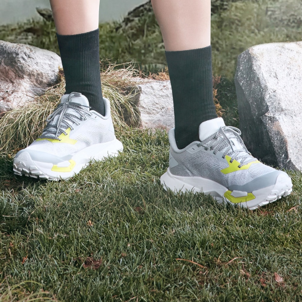 ザ・ノース・フェイス NS97R03A メンズヴェクティブ・エンダーレス 4_グレー