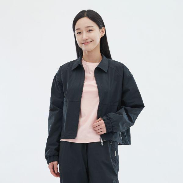 スケッチャーズ 女性 ウーブン ベーシック ジップアップ ジャケット_SL3WJCFS022 女性 ウーブン ベーシック ジップアップ ジャケット 315021