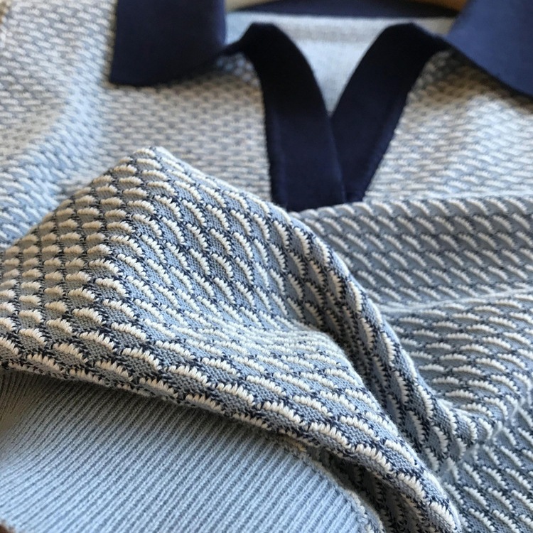 *注文キャビネット上の2k+！！！小味の綿の魚のスケールパターンポロカラー女性用の短袖のセーター 6,002円