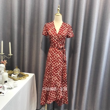 ワンピース ロング ロング丈 袖あり 半袖 Vネック カシュクール 快適 着心地 かわいい 大人可愛い きれいめ 大人 おしゃれ お洒落 かっこいい レトロ 大人女子 こなれ感 ラフ ラブリー