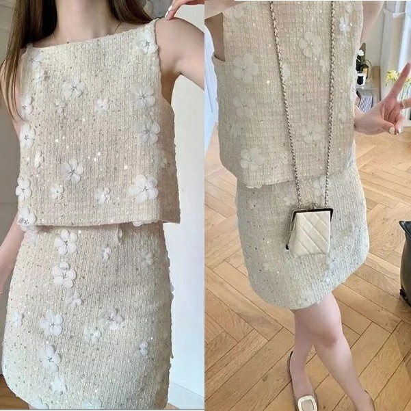 【即納】キャバ嬢ドレス キャバドレス可愛い 韓国 ミニドレス プチプラ ミニ キャバ嬢 服装 キャバクラ ミニワンピース レディース ワンピース 花モチーフ クルーネック 春 夏 ノースリーブ ミニ丈