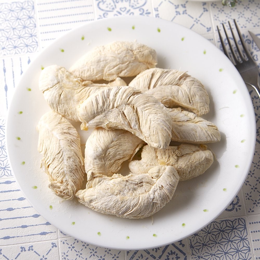 １０袋セット　国産　フリーズドライ　ハーブで育った　鶏ささみ　１００ｇX１０袋　猫用おやつ　無添加　無着色　ささみ　猫　シニア　ＣＲＣ35―25―40―50―00