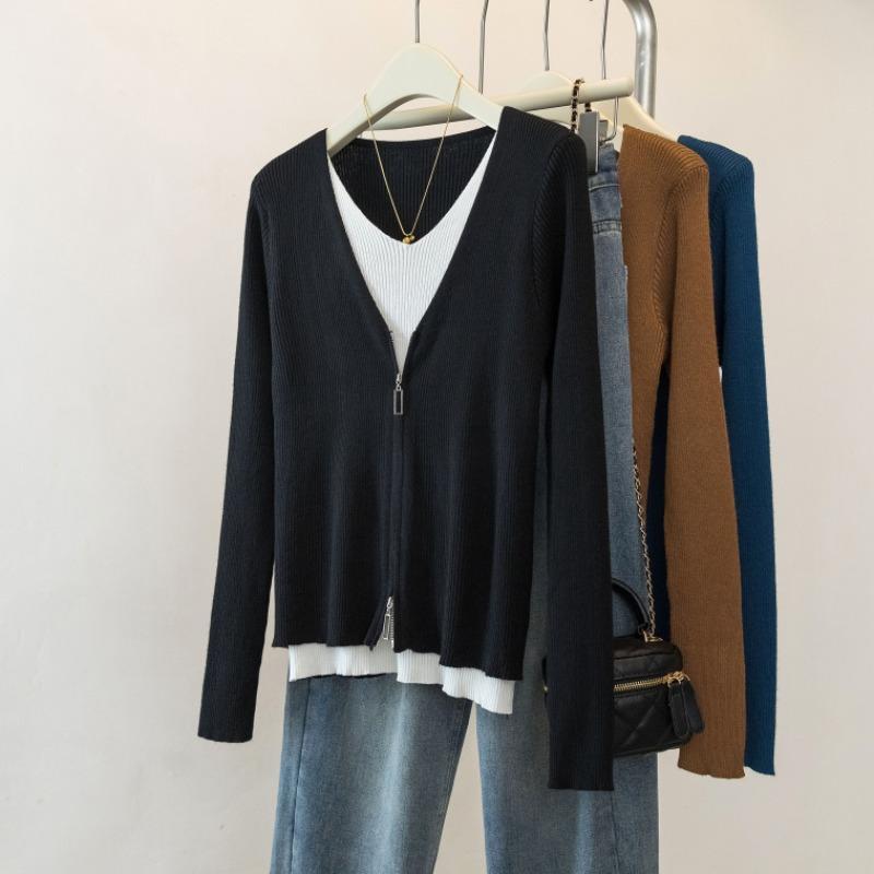 レディース ファッション 服 オシャレ カワイイ シンプル 大人カワイイ 大きいサイズ カラー フェイク 2 ニット セーター Vネック インナー シャツ トップス