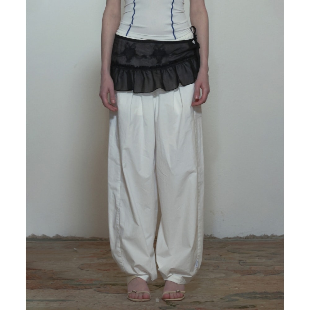 スカルプターマイゴートゥピンタックパンツホワイト