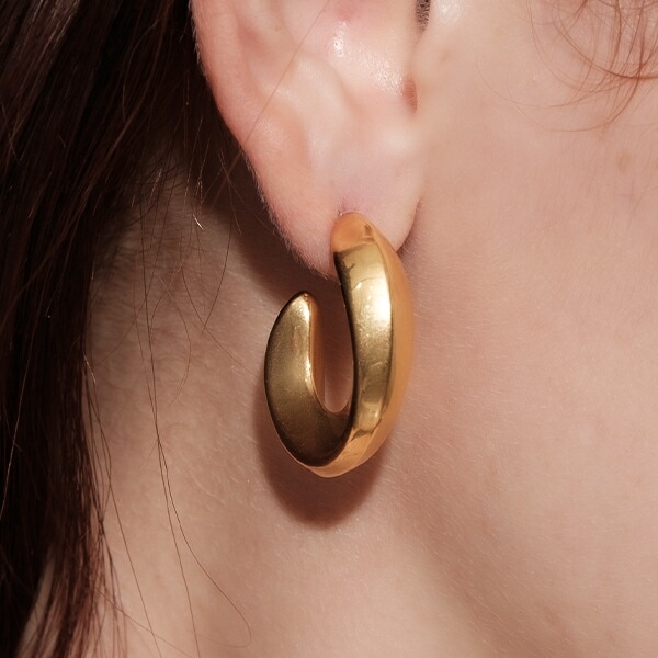 ピアス ボリューム ハーフ フープ サージカルステンレス チャンキー イエローゴールド 金アレ