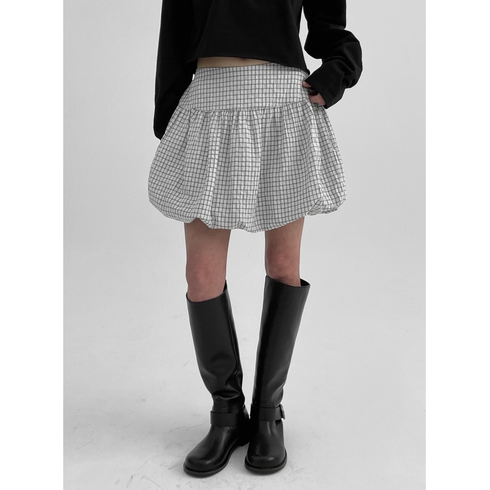 Black Up [春新品] トリプルバルーンチェックミニスカート