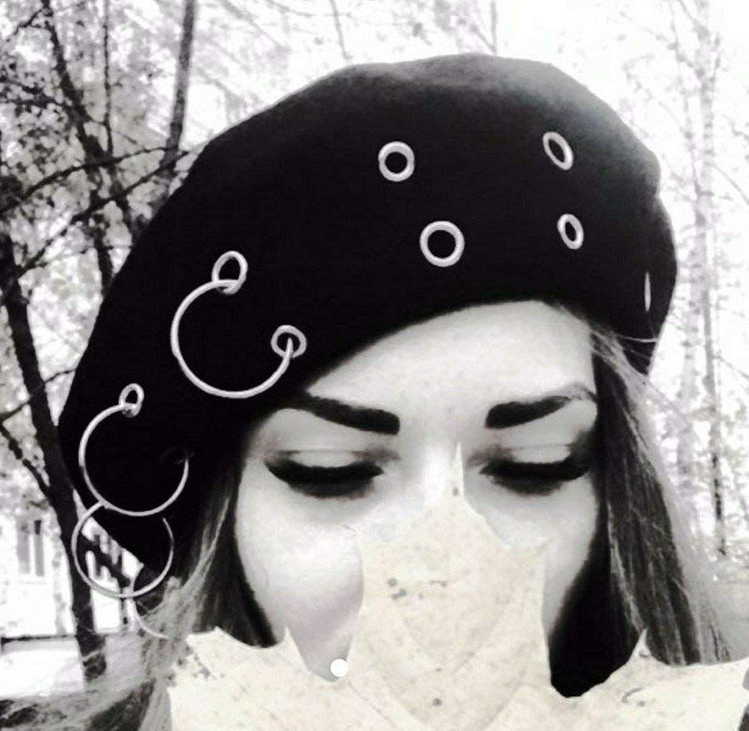 大特価ピアスベレー帽 リングベレー帽 ベレー帽 季節を問わない帽子 帽子 ウール パンク ロック 春夏秋冬 メンズ レディース ユニセックス 男女兼用