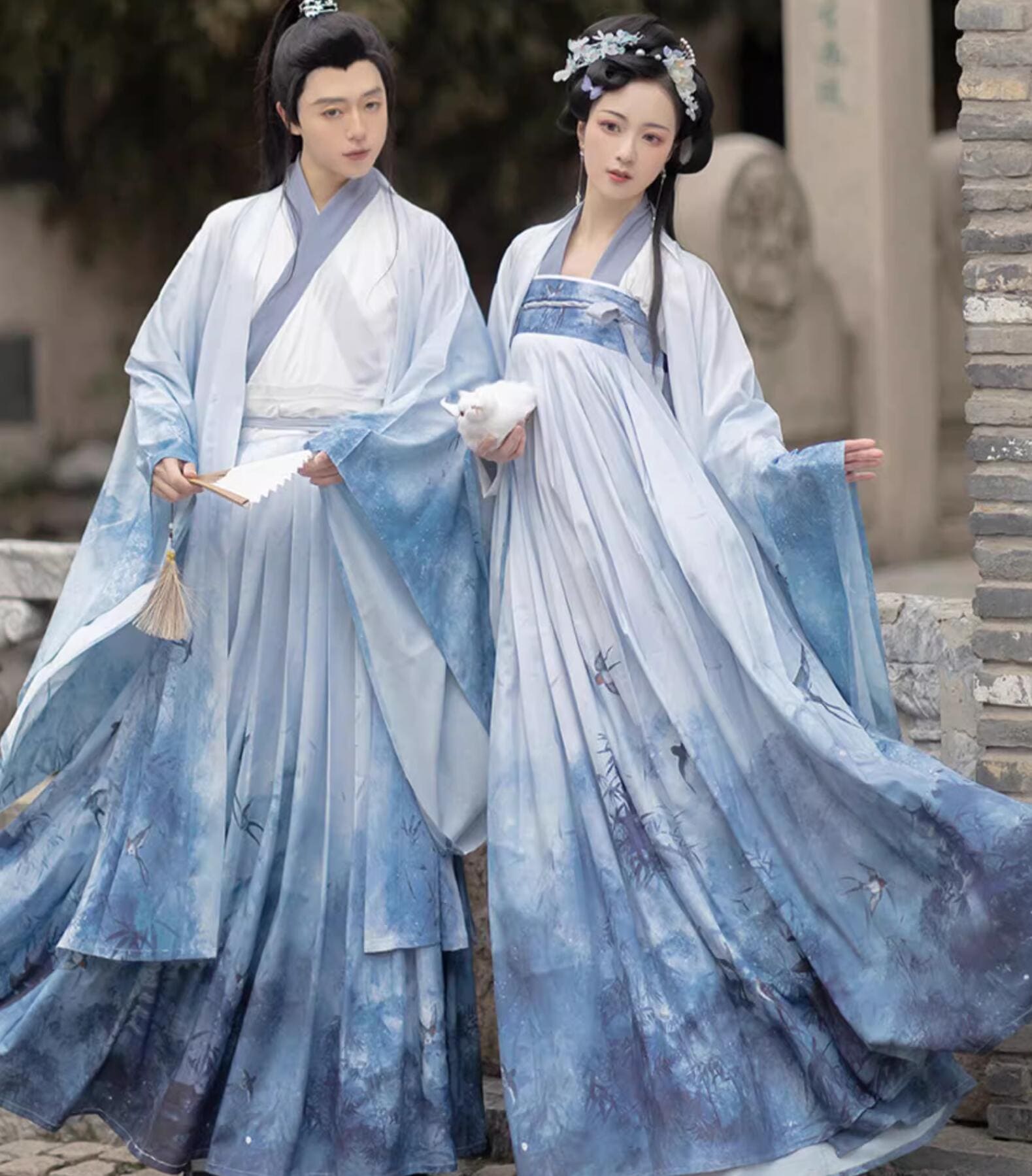 漢服 中華コスプレ 衣装 華流 ハロウィン 衣装 メンズ レディース ペアルック チャイナ服 大人 男女 中国古代服装 白系 山水画 水墨 プリント 竹 ツバメ 鳥 ナチュラル ロング丈 振り袖の羽織 4,685円