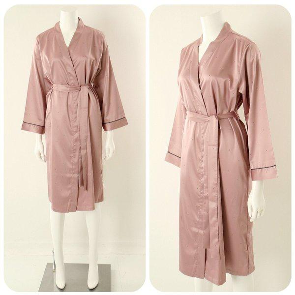 均一価格セール)ほのかな光沢感と高級感のあるシルクフィルドット捺染ローブガウンVGN4470A